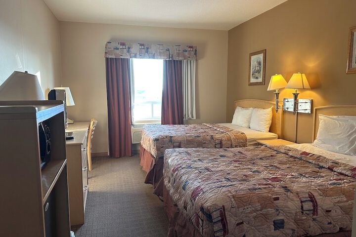 Room 12 of 17