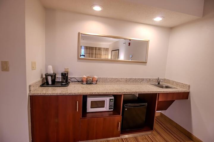 Country Inn & Suites by Radisson Convention Center