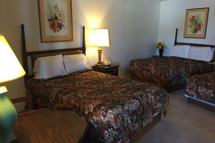 Room 27 of 63