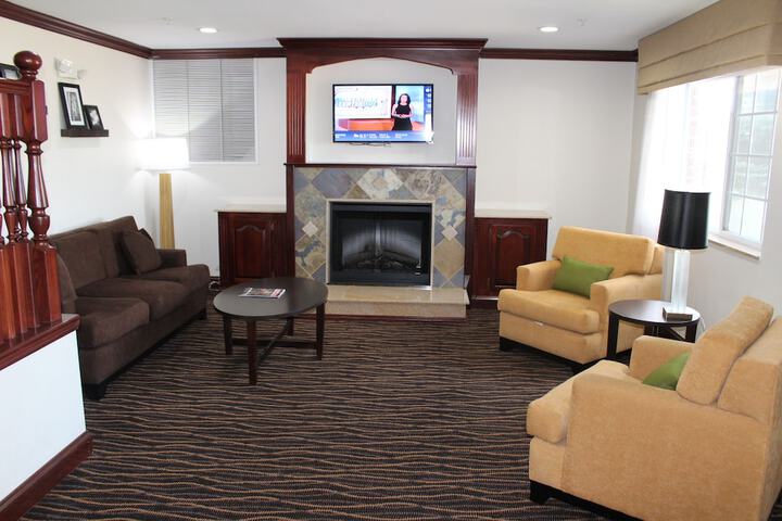 Sleep Inn & Suites North Liberty - Liberty City