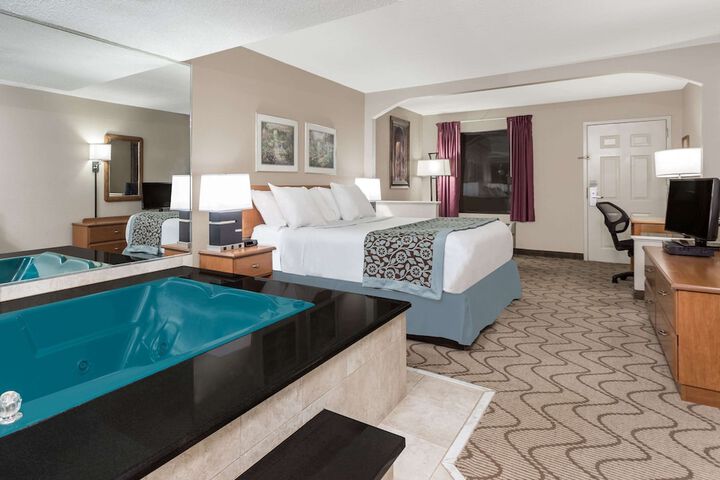 Room 18 of 20