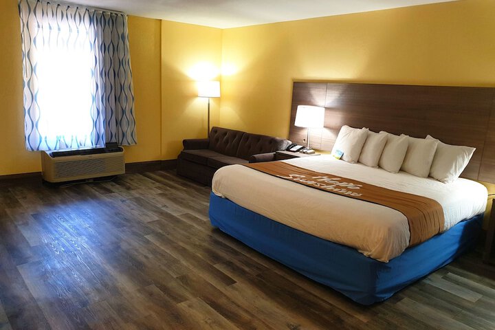 Room 22 of 26