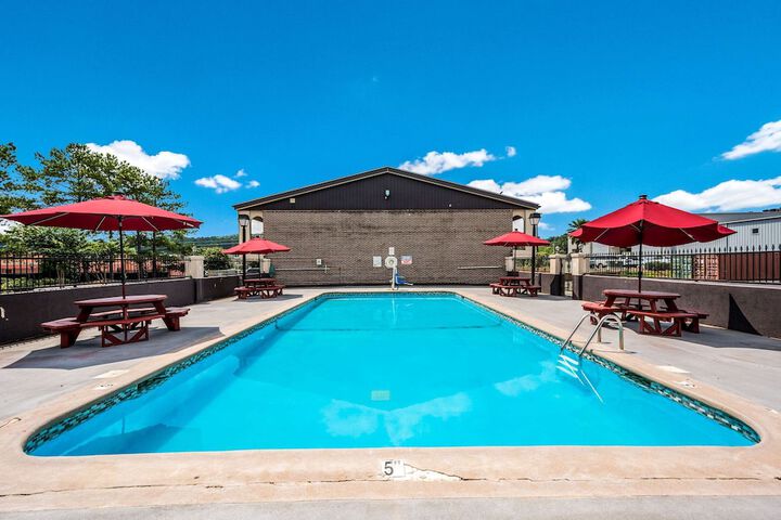 Pool 6 of 45