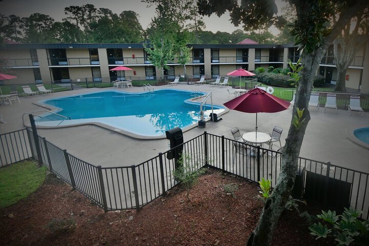 Pool 4 of 69