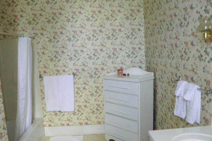 Room 46 of 70