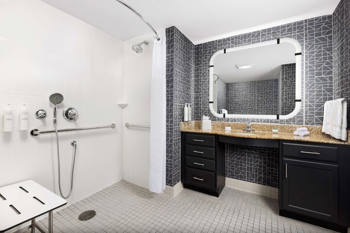 Homewood Suites by Hilton Manchester / Airport