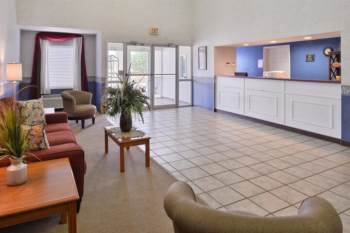 Hotel Interior 13 of 34