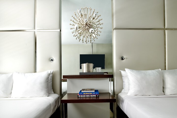Room 46 of 73