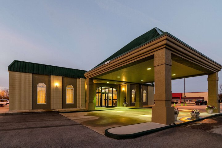 Hotel 6 of 42