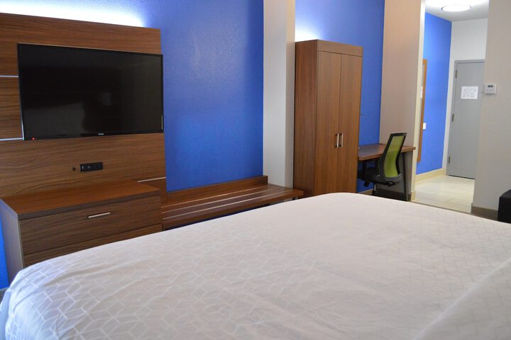 Room 41 of 53