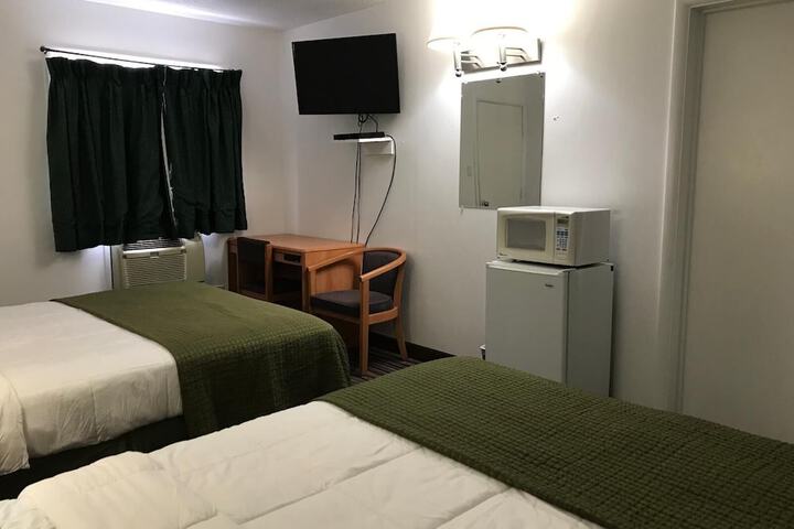 Blue Mountain Hotel