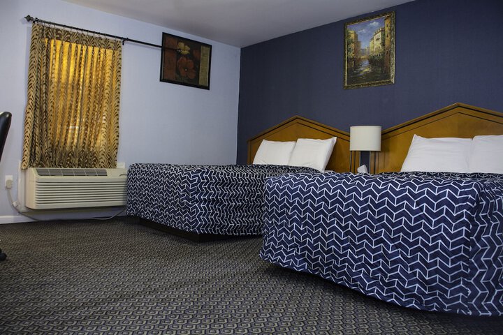 Room 34 of 44