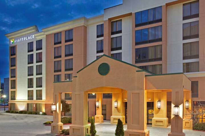 Hyatt Place Atlanta Airport-North