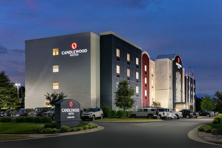 Hotel 4 of 57