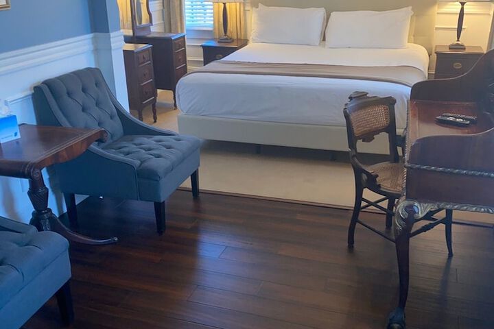 Room 81 of 183