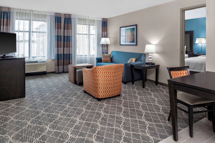 Room 16 of 27