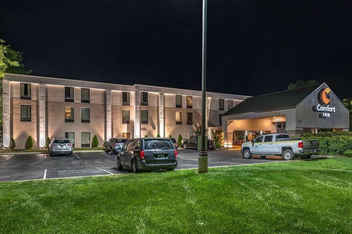Hotel 3 of 32