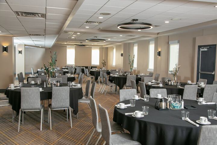 Holiday Inn Metairie New Orleans by IHG