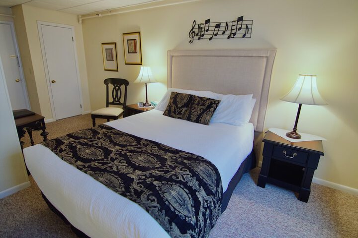 Room 116 of 153