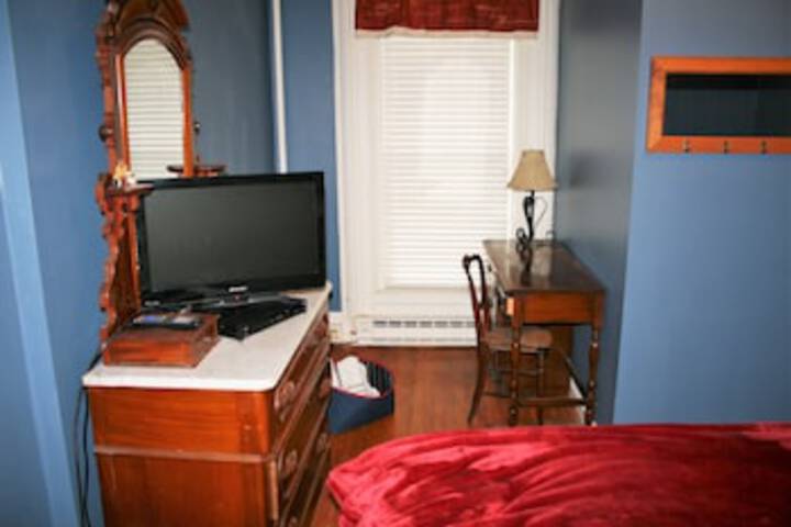 Summerhill Bed & Breakfast