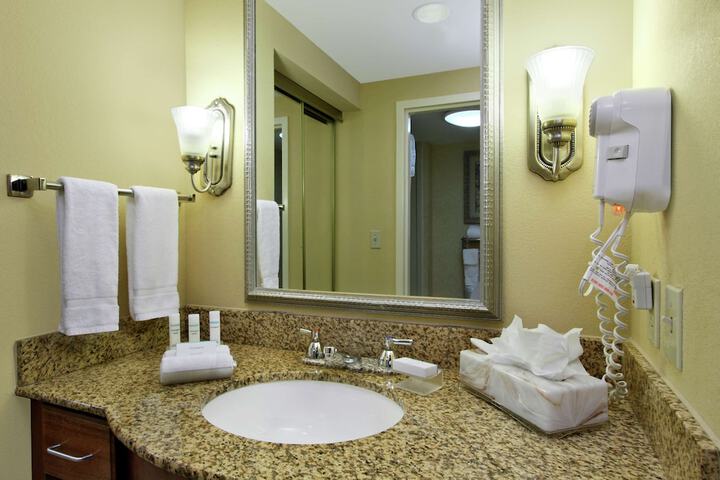 Homewood Suites by Hilton Chesapeake-Greenbrier