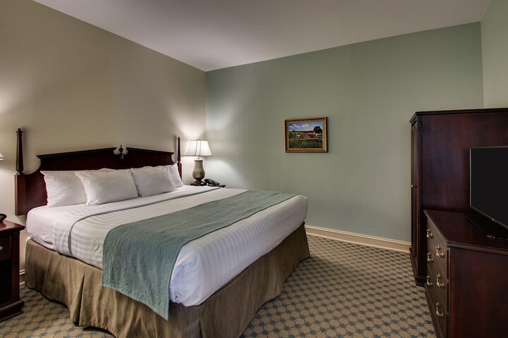 Room 19 of 33