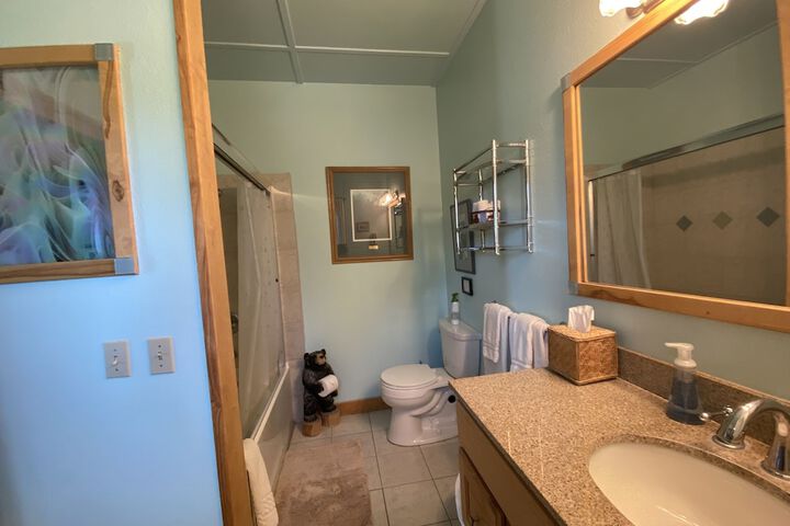 Pioneer Ridge B & B Inn