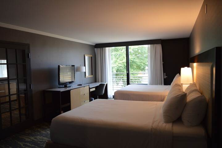 Room 47 of 104