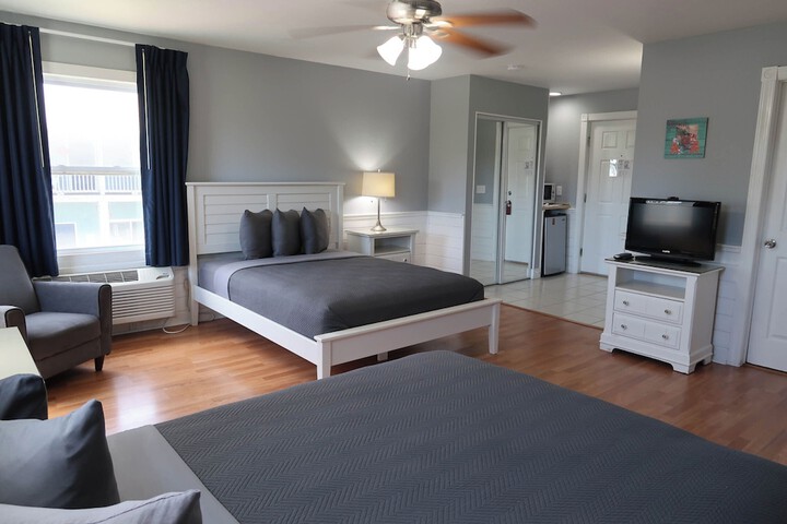 The Inn at Corolla Light