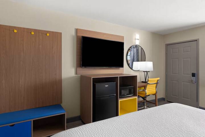 Days Inn by Wyndham Safford AZ