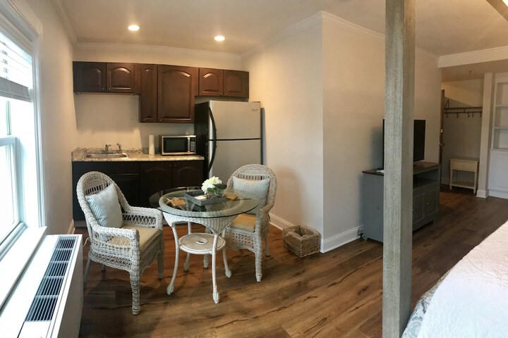 Room 42 of 49