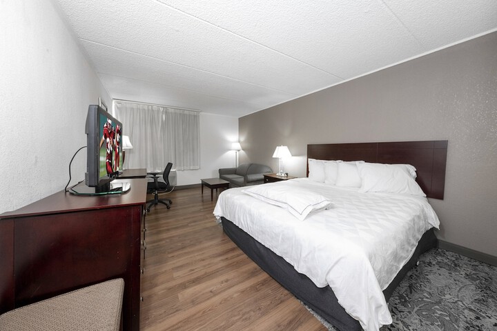 Room 18 of 50