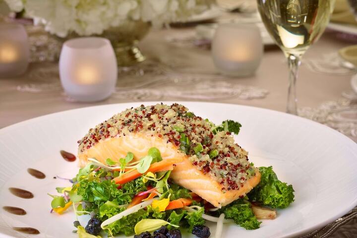 Dining 63 of 72