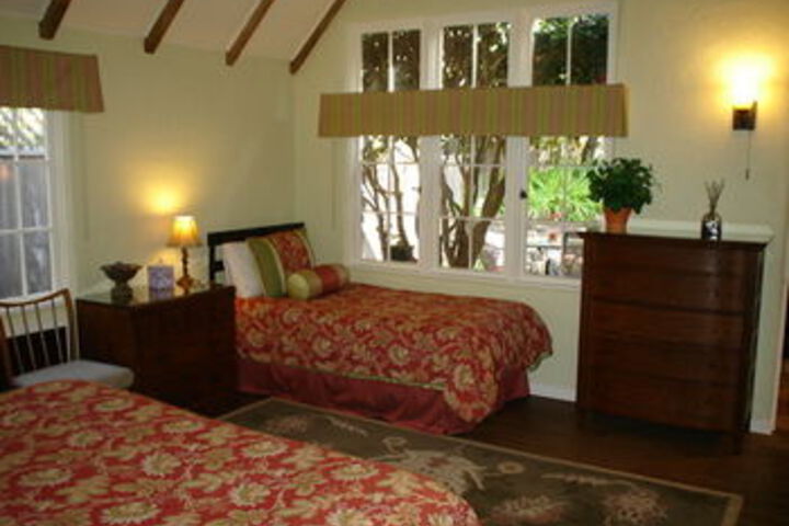 Edgemere Cottages