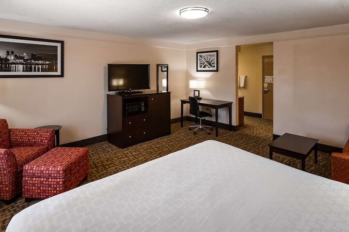 Room 16 of 25