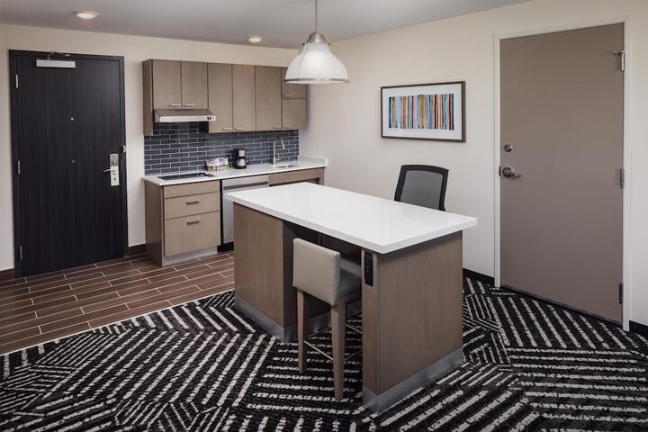 Hyatt House Royal Oak / Birmingham