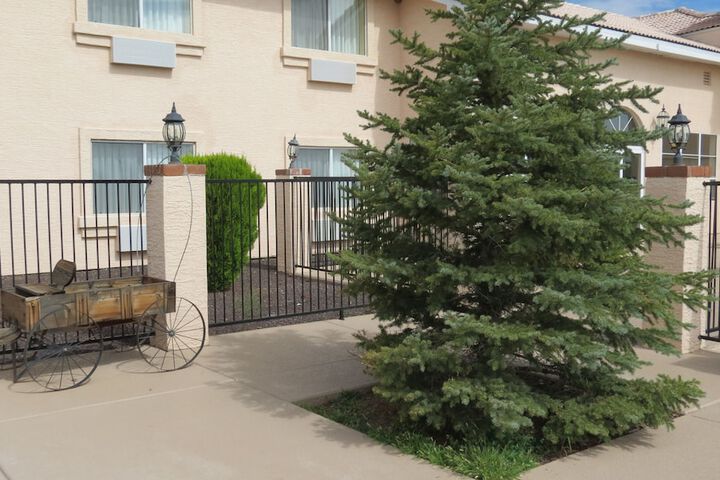 Baymont Inn & Suites by Wyndham