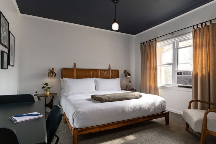 Room 38 of 42