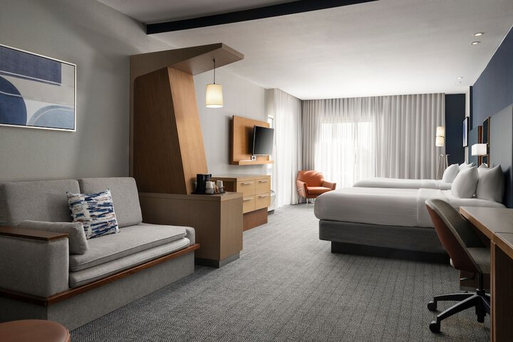 Room 14 of 29