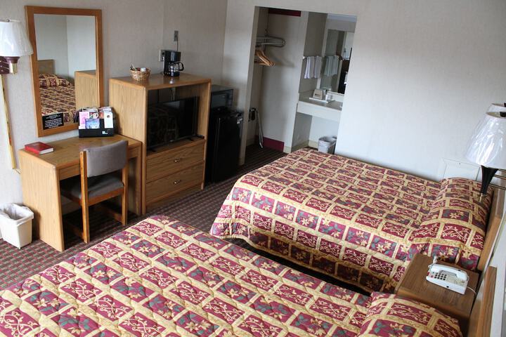 Room 36 of 46