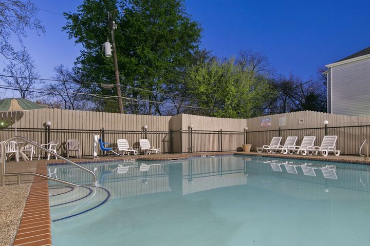 Pool 6 of 24