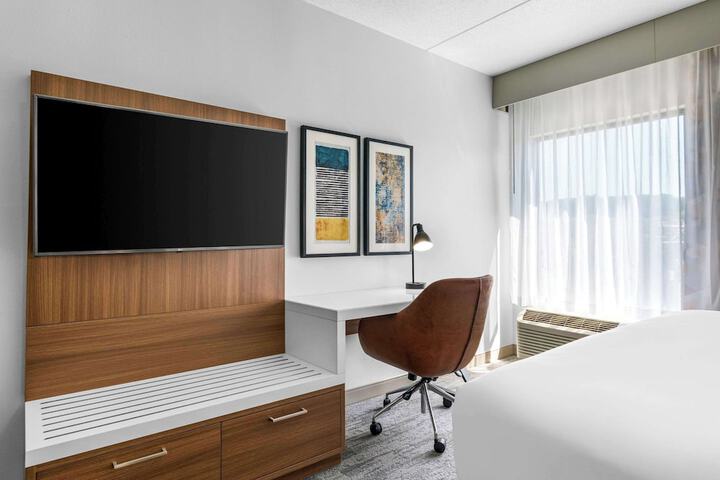 Comfort Inn & Suites York North