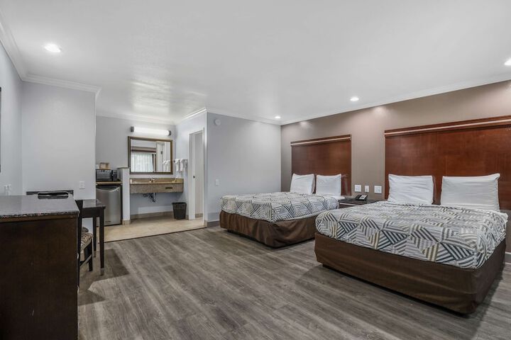 Room 43 of 45