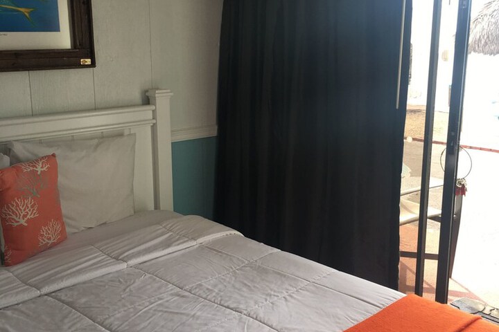 Room 51 of 110