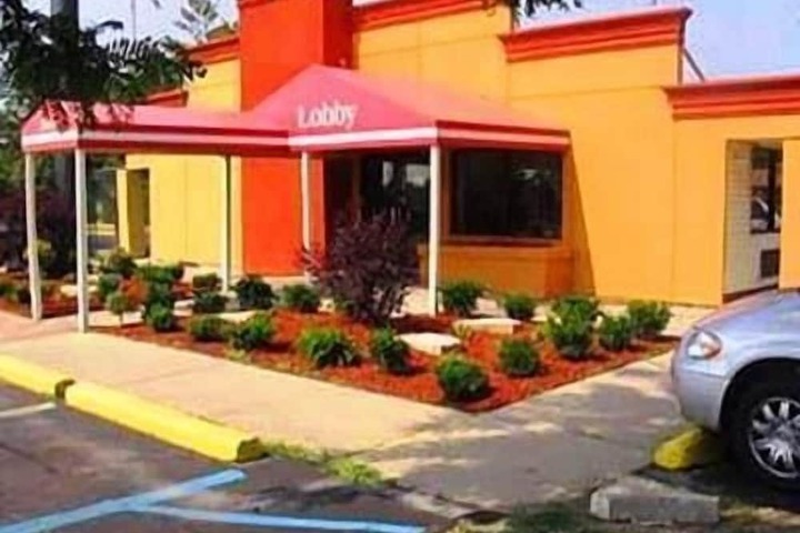 A Victory Inn - Roseville