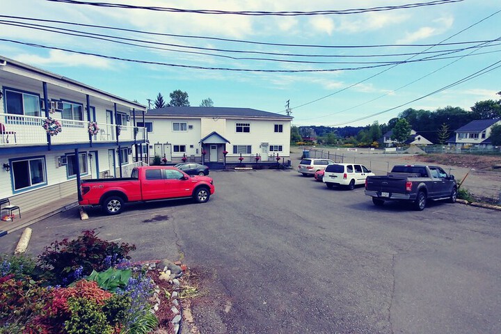 River Heights Motel