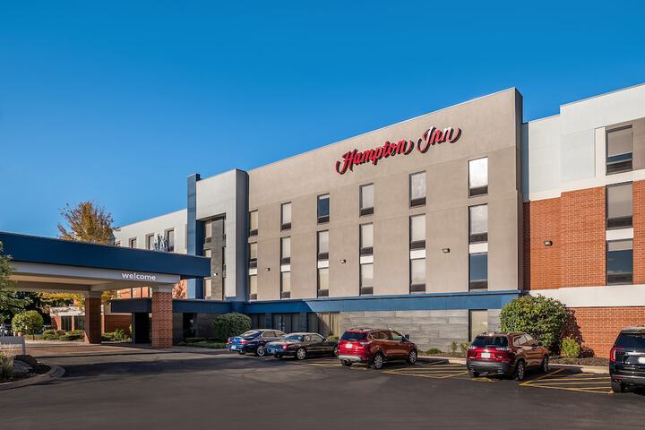 Hampton Inn McHenry