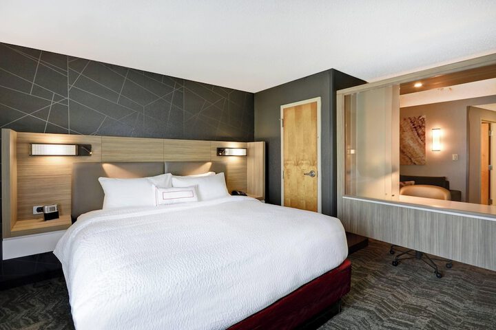 SpringHill Suites by Marriott Indianapolis Airport / Plainfield