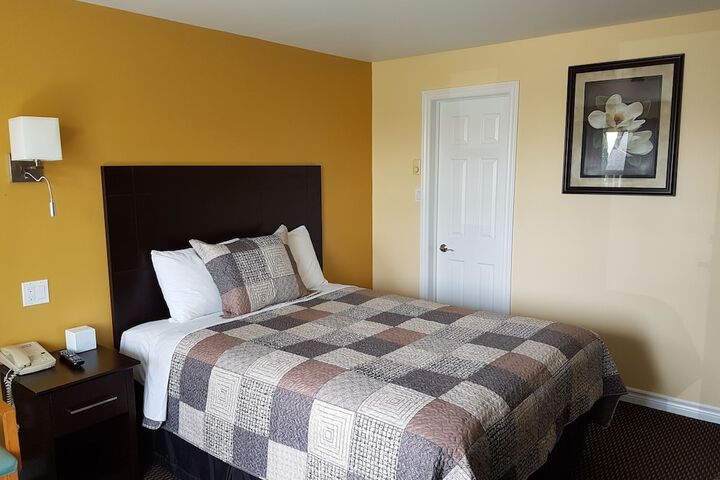Room 48 of 62