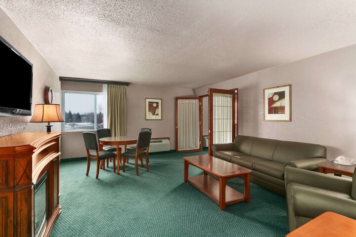 Room 15 of 31